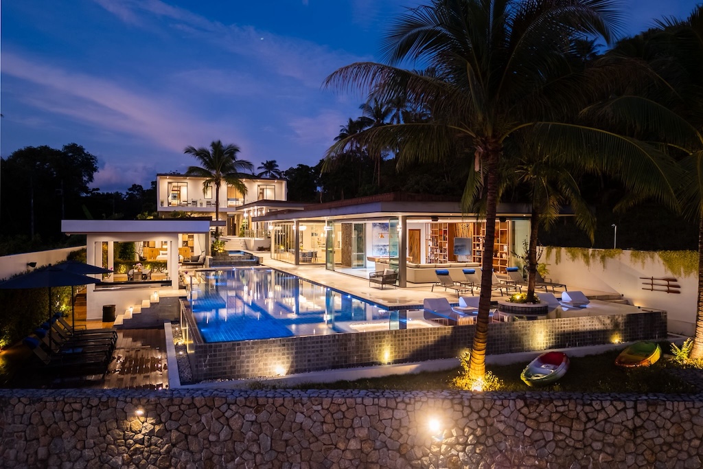 Sea Renity Exterior Night