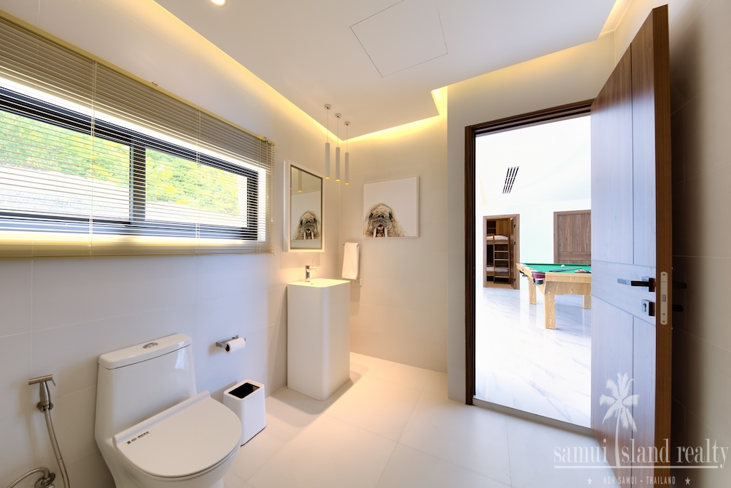 The Wave 2 Residence Villa Guest Bathroom