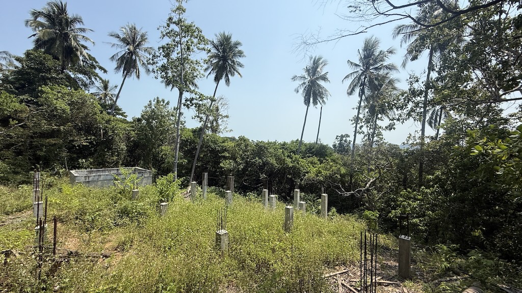 Na Muaeng Sea View land Plot Surroundings