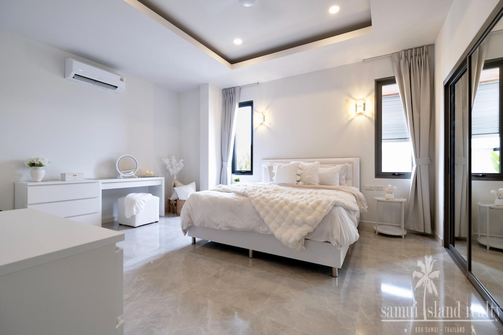 Chaweng Longterm Villa Rental Bedroom