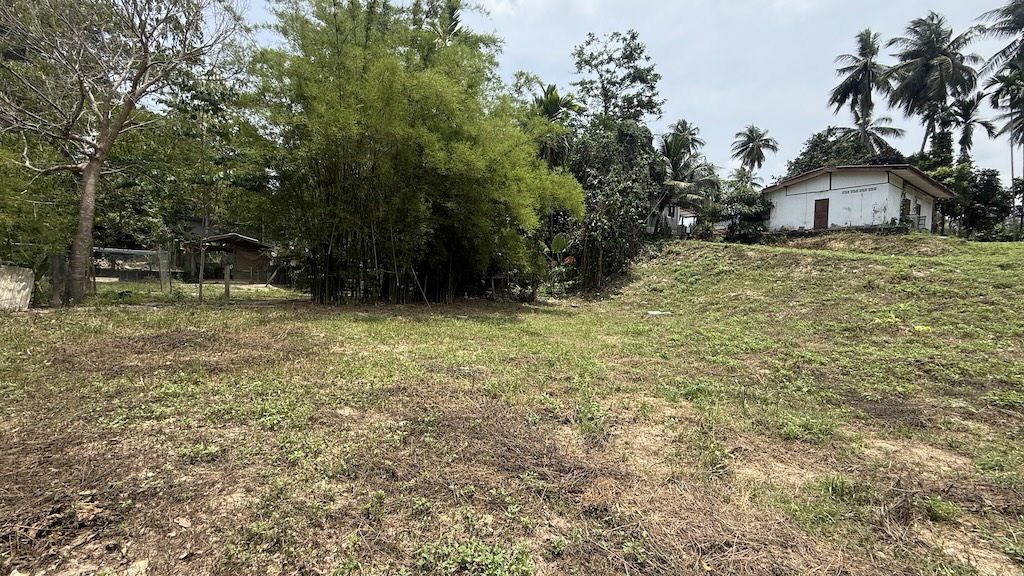 Maenam Development Land