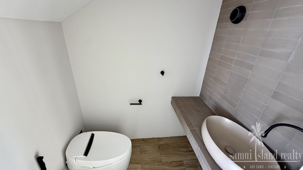 Plai Laem Sea View Property Guest Bathroom