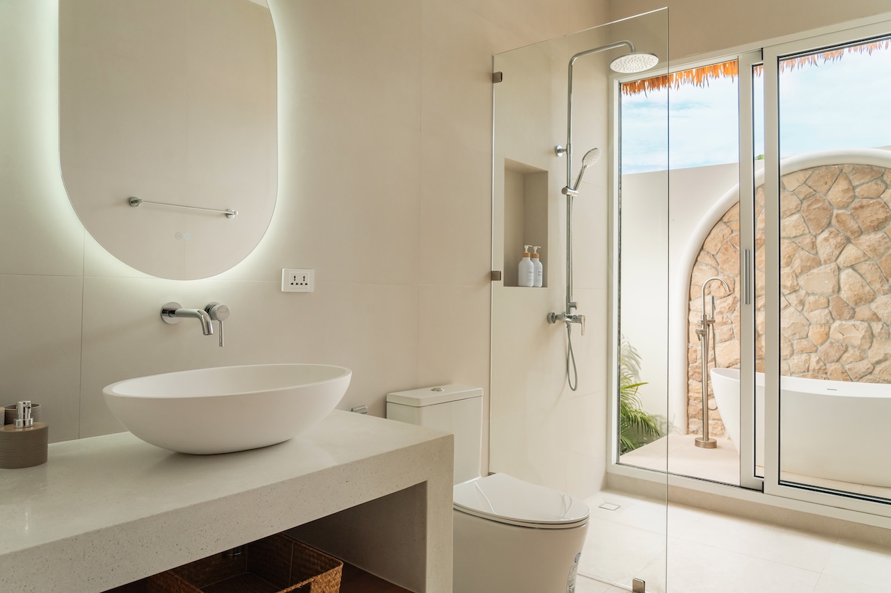 3-Bed Residences At Thara Tropical Villas Bathroom