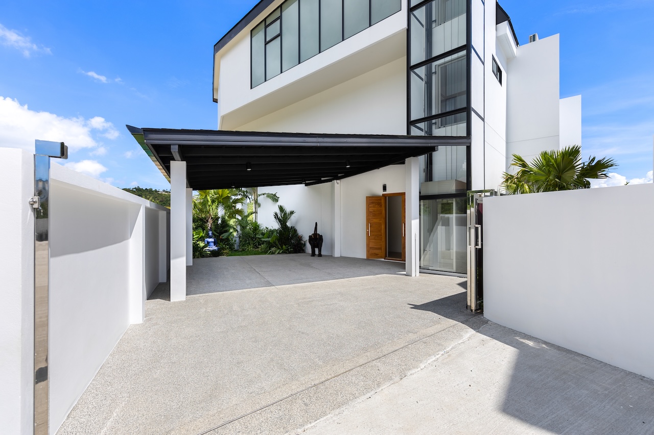 Blue Pearl Villa Blue Pearl Villa Parking