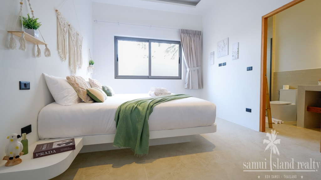 Maenam 3-Bed Pool Villa Bedroom