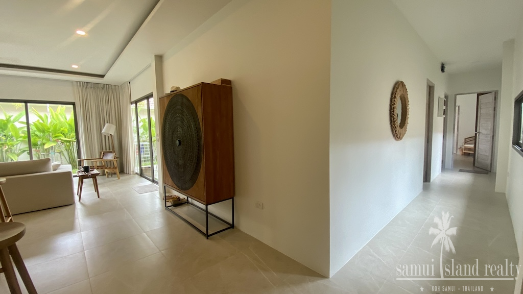 Maenam Two-Bed Villa Corridor