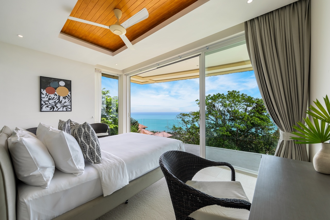 Villa Capo Bedroom