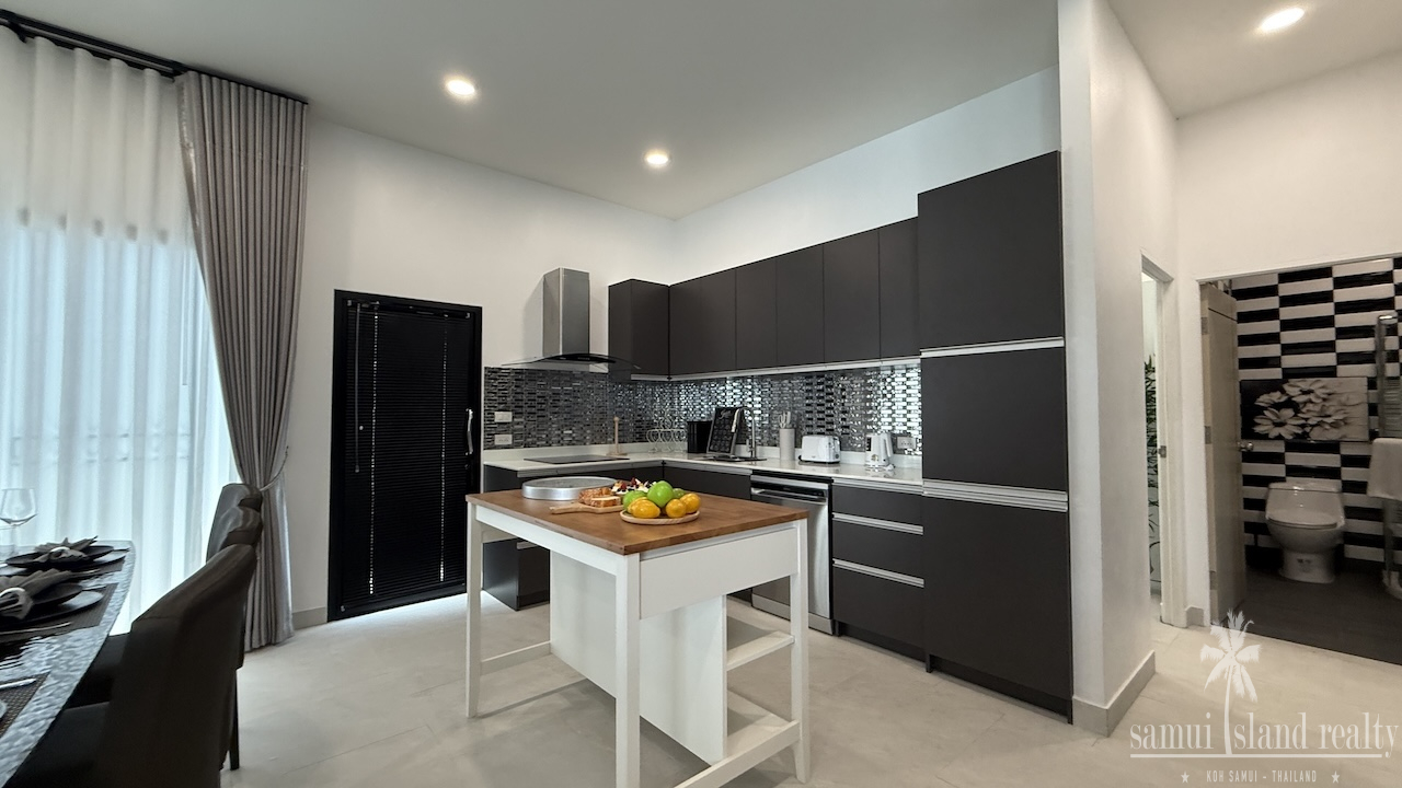 3-Bedroom Pool Villa Choeng Mon Kitchen