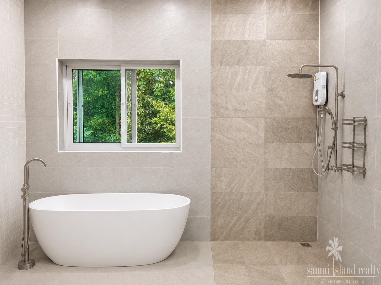 3 Bedroom Property In Lamai 3 Bedroom Property In Lamai Bathroom