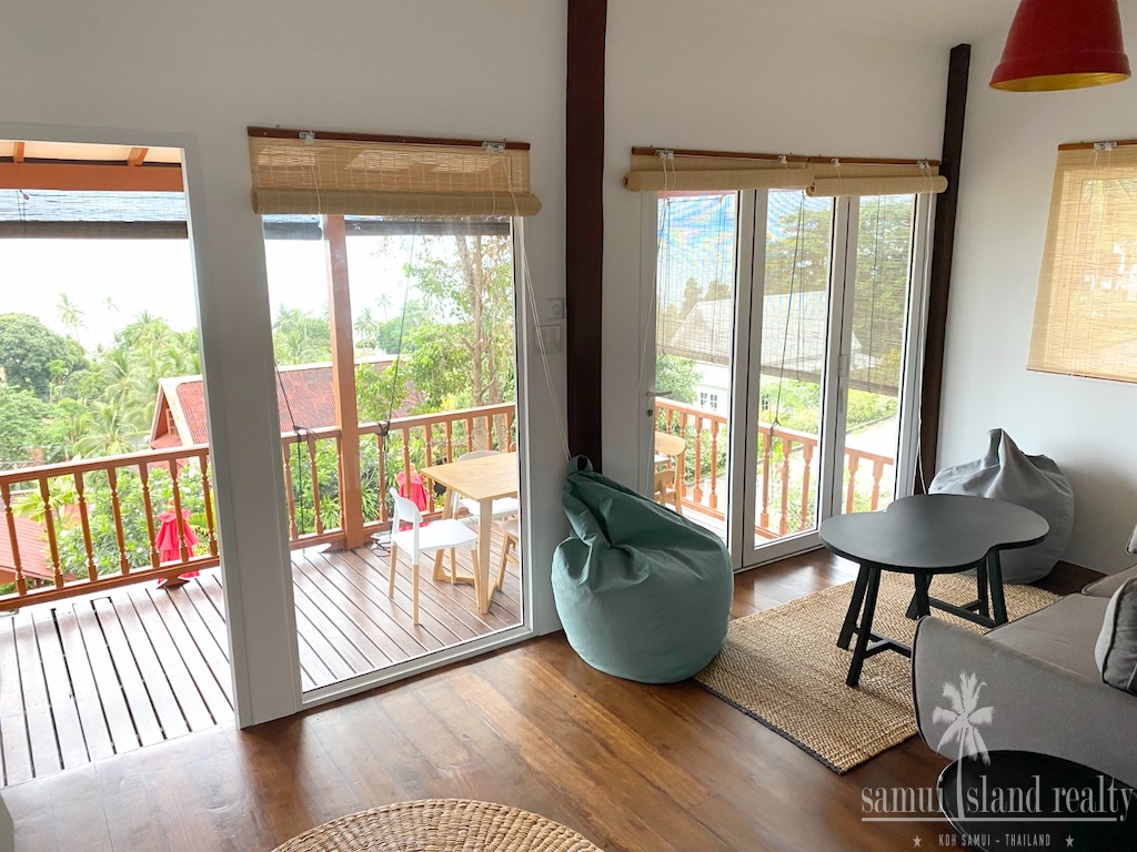 Hillside Property In Bang Po Living Area