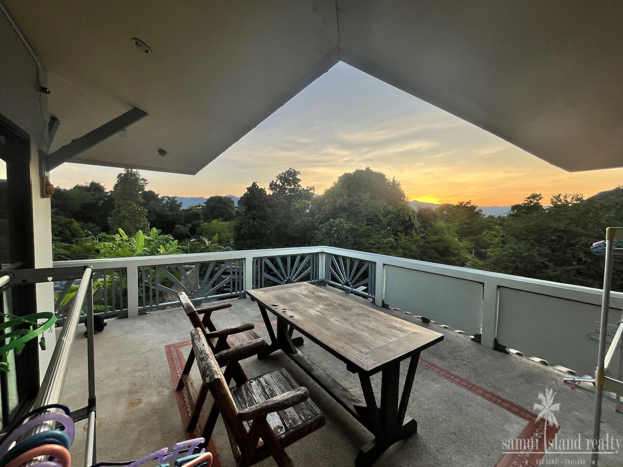 Koh Samui Property With Expansive Grounds Koh Samui Property With Expansive Grounds Terrace