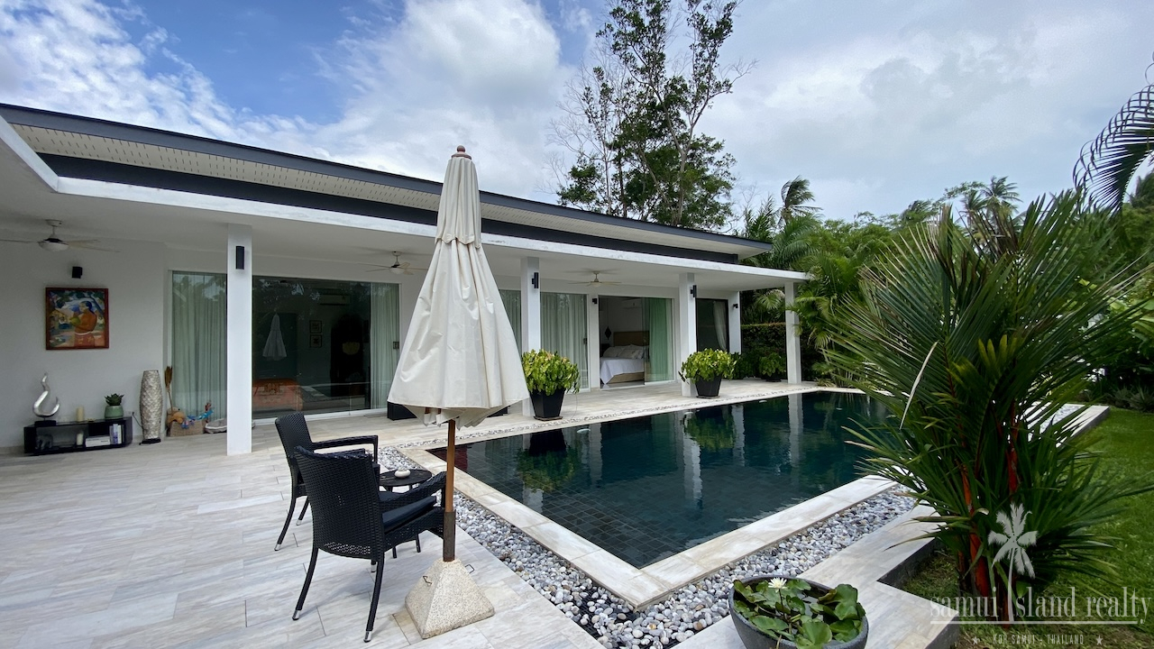 Maenam Modern Pool Villa Maenam Modern Pool Villa Poolside Terrace