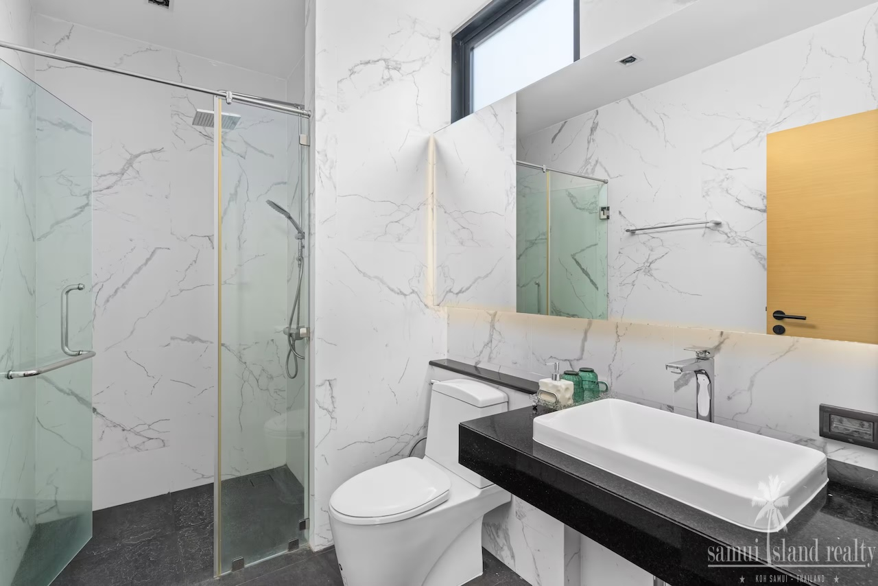 The Bay Villa Bathroom