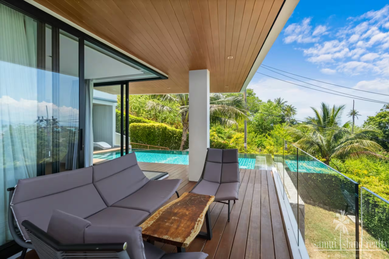 The Bay Villa Balcony