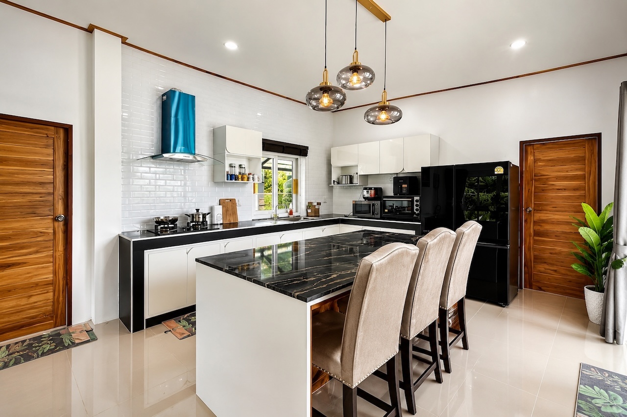 Chaweng 3-Bed Villa For Sale Kitchen