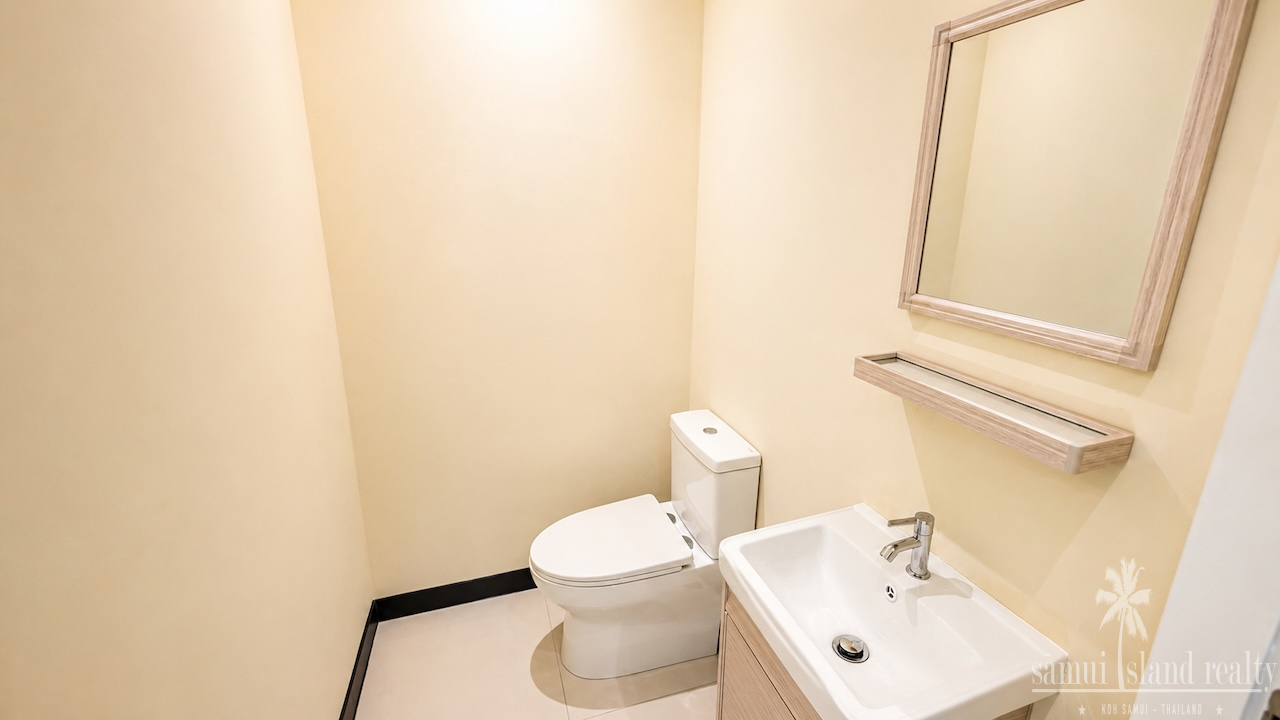 Lamai 4-Bedroom Investment Property Lamai 4-Bedroom Investment Property Guest Bathroom