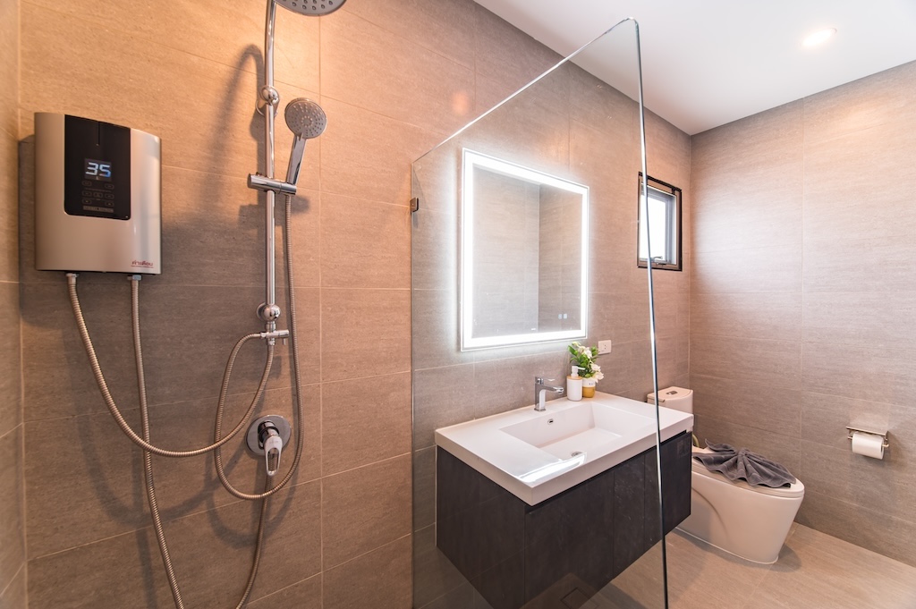 Lamai Property For Longterm Rent Bathroom