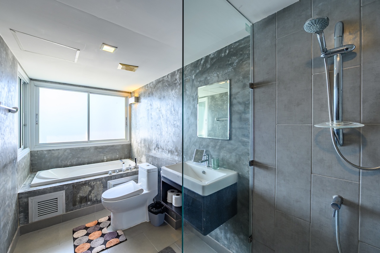 Replay Apartment Replay Apartment Bathroom
