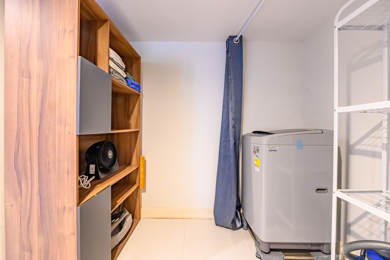 Replay Apartment Replay Apartment Laundry