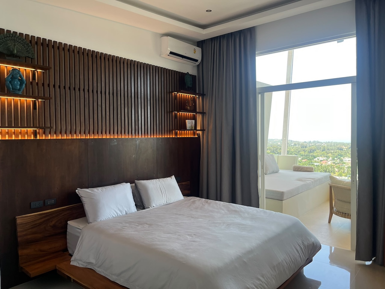 Sea View Penthouse In Maenam Sea View Penthouse in Maenam Bedroom