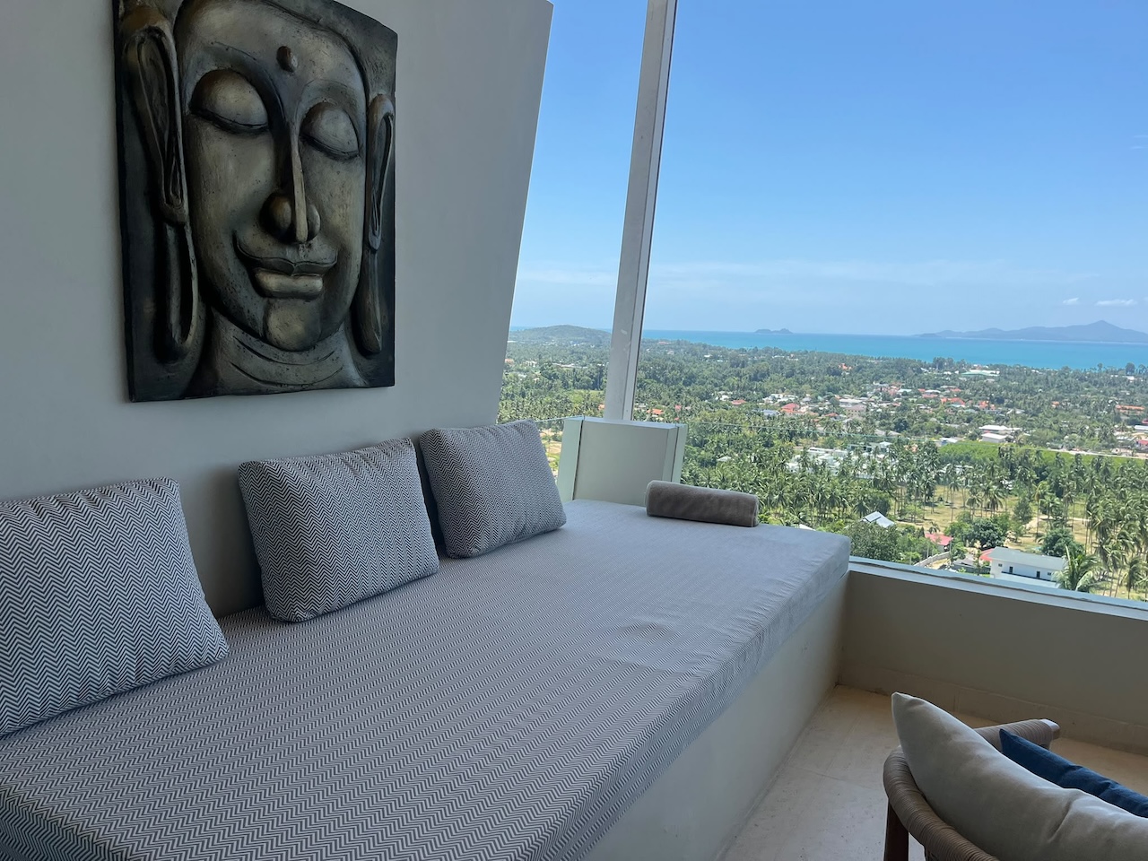 Sea View Penthouse In Maenam Sea View Penthouse in Maenam Covered Terrace
