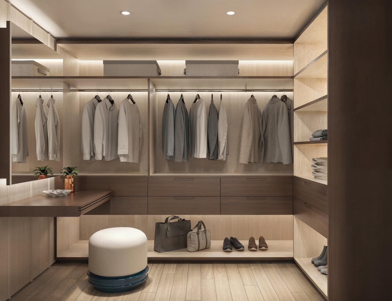 The Coral 3 Bed Apartments Closet