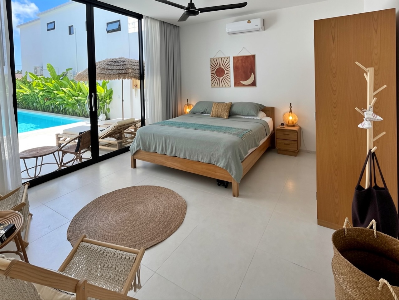 3-Bedroom Modern Villa in Maenam 3-Bedroom Modern Villa in Maenam Bedroom