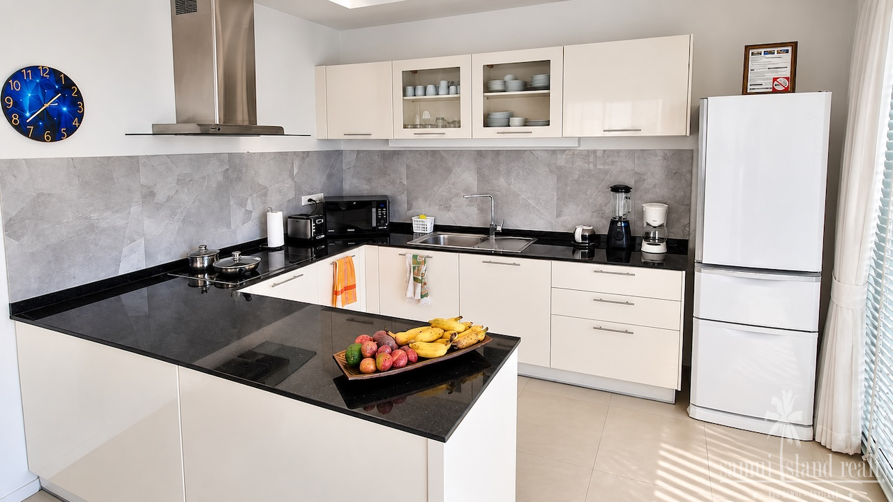 Chaweng 4-Bed Sea View Villa Kitchen
