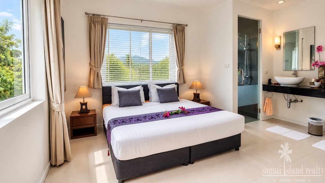 Chaweng 4-Bed Sea View Villa Master Bedroom