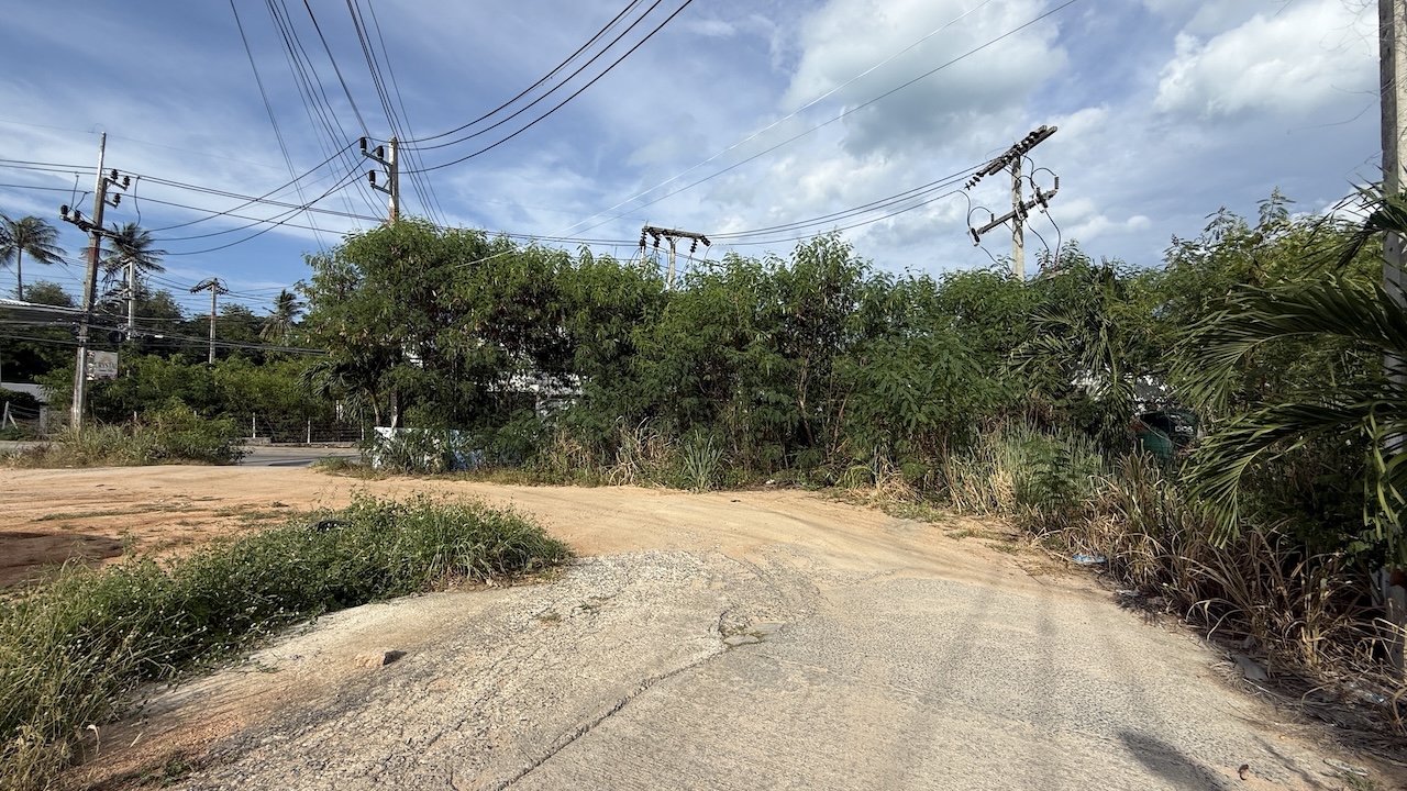 Choeng Mon Land Choeng Mon Land Access