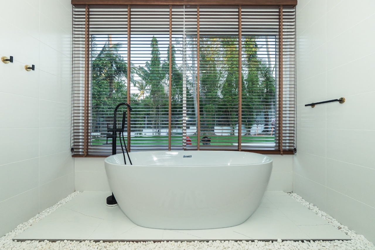 Koh Samui Garden Villa Bath
