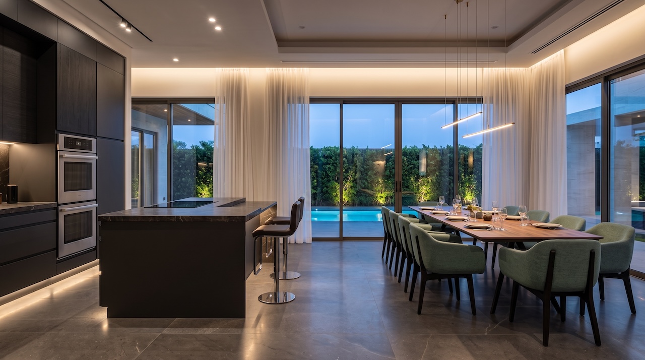 Koh Samui Three-Bedroom Villas Koh Samui Three-Bedroom Villas Kitchen Dining