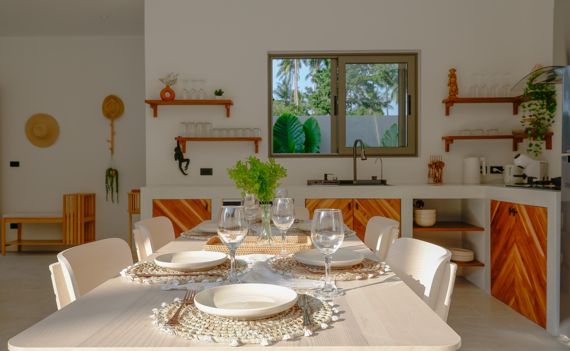 Villa Lilouana Dining