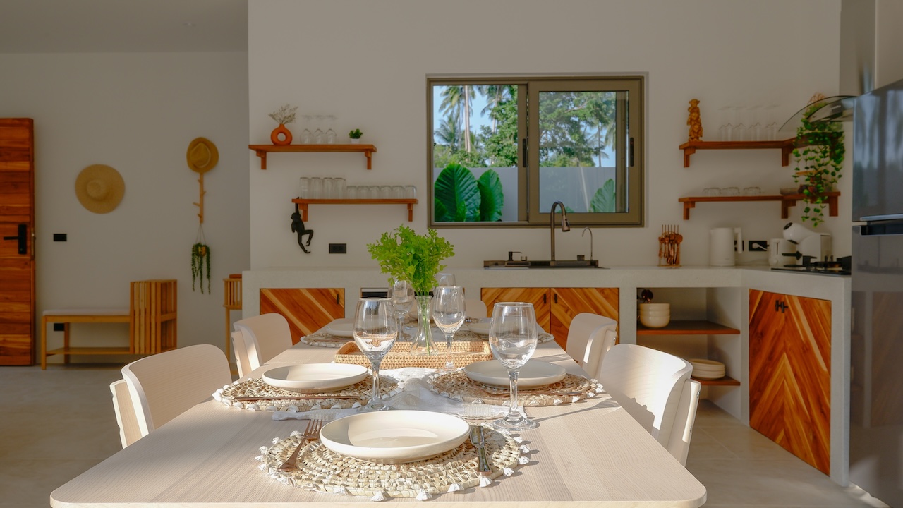 Villa Lilouana Dining